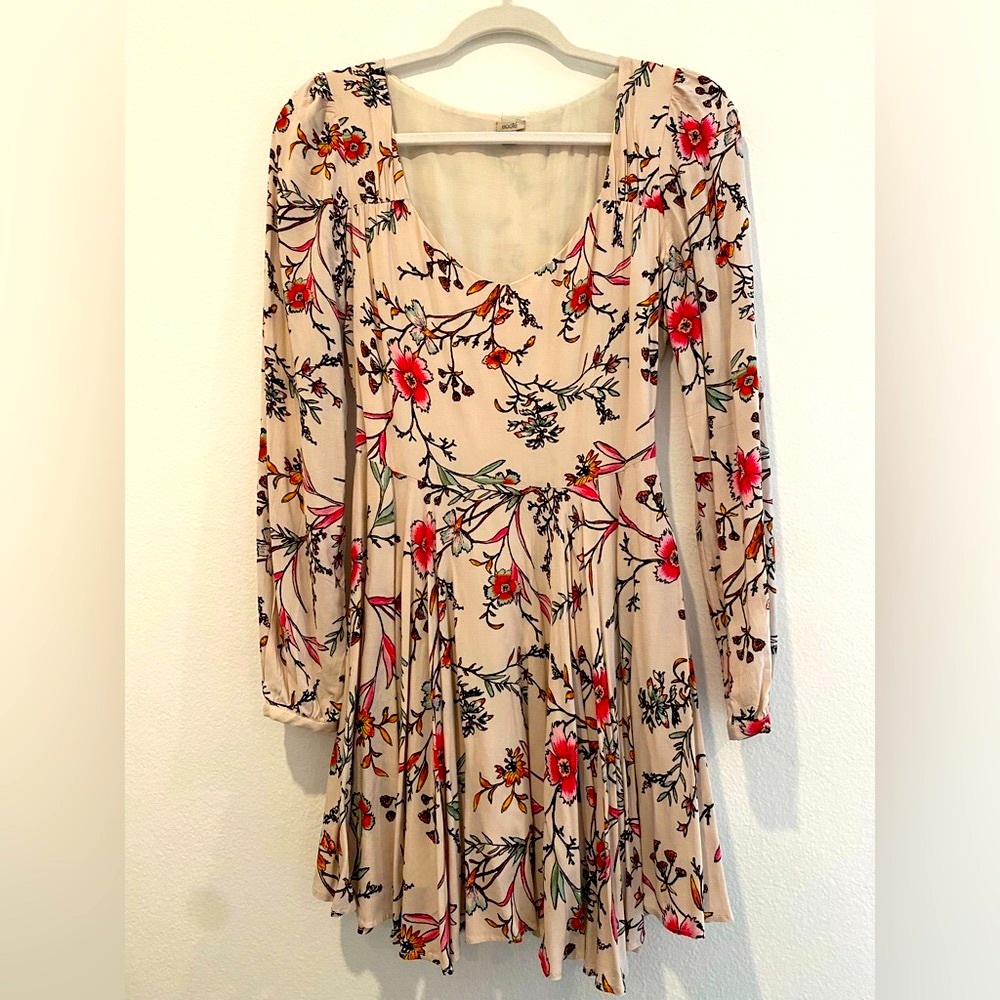 Urban Outfitters Floral Dress - Picture 2 of 7
